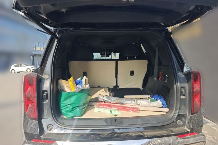 Used GAC Trumpchi GS8 2022 Double-Energy Series 2.0TM Four-Wheel Drive Premium Edition (7 Seats) Trunk