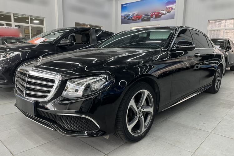 Used Mercedes-Benz E-Class 2019 E 300 L Sporty and Stylish Model
