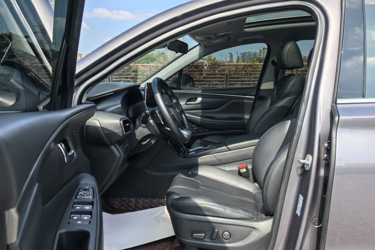 Used Hyundai Santa Fe 2019 380 TGDi DLX Automatic Two-Wheel Drive Prestige Plus Version China VI Standard
