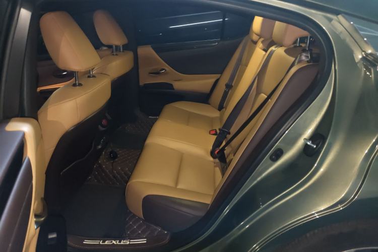 Used Lexus ES 2020 200 Excellence Edition