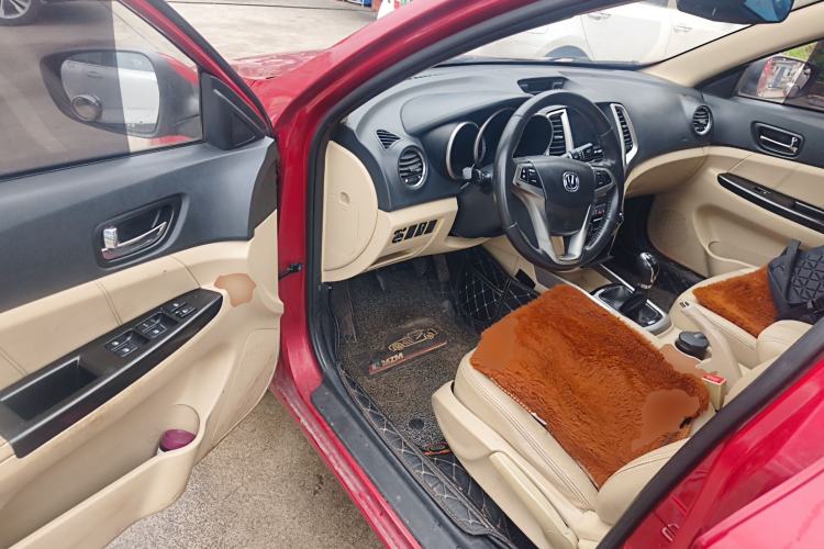 Used CHANGAN Eado 2015 1.6L Manual Luxury Model China V Standard
