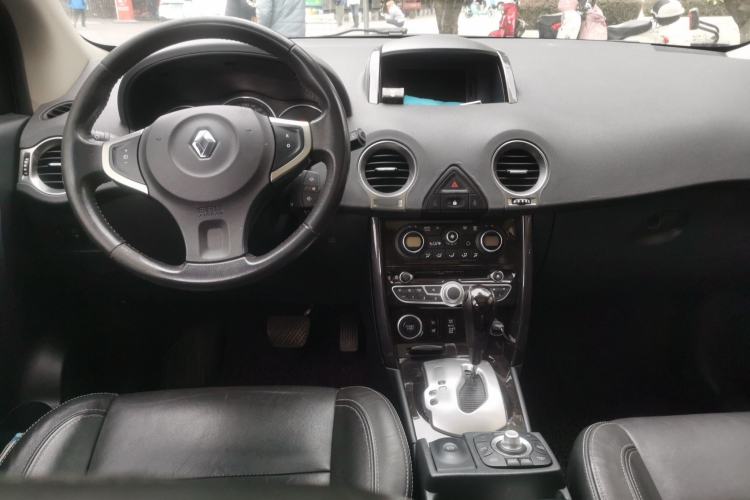 Used Renault Koleos 2013 2.5L 4x4 Comfort Edition
