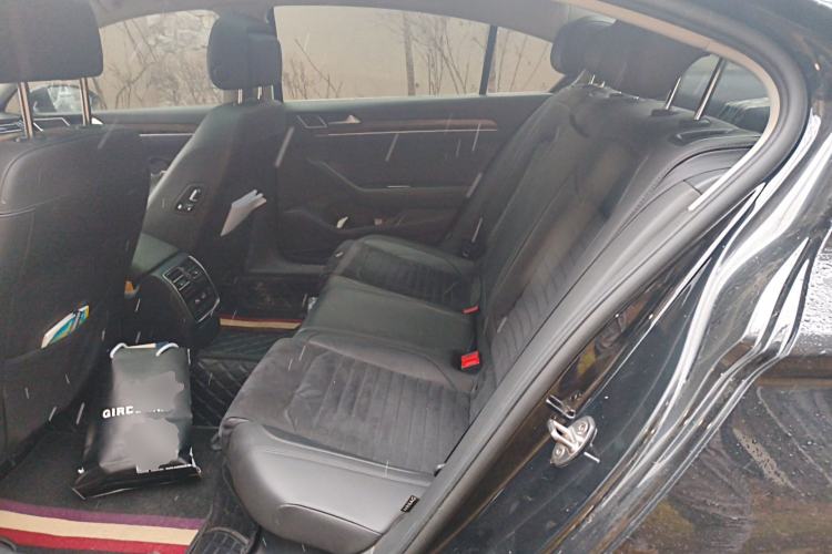 Used Volkswagen Magotan 2017 330TSI DSG Luxury Model Left Rear Seat