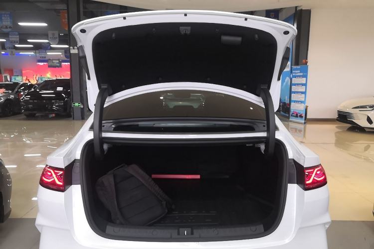 Used BYD Qin L 2024 DM-i 120KM Beyond Model
