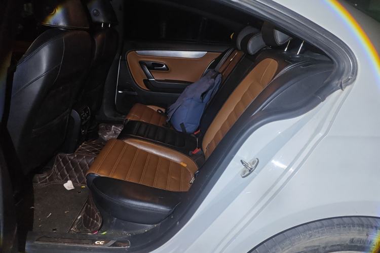 Used Volkswagen FAW-Volkswagen CC 2015 2.0 TSI Ultimate Model Left Rear Seat