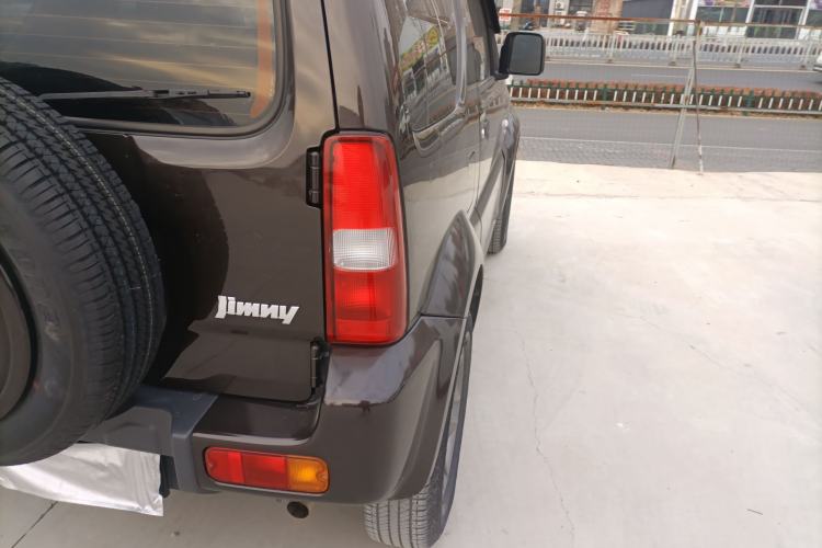 Used Suzuki Jimny 2015 1.3 AT JLX