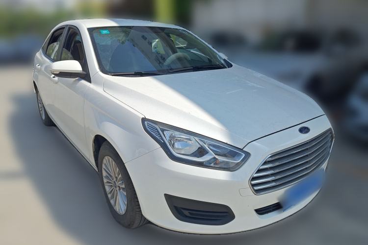 Used Ford Escort 2017 1.5L Automatic Comfort Model Front Right 45 Deg