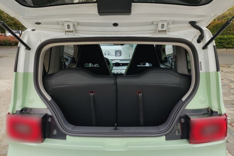 Used Wuling Hongguang MINIEV 2022 Macaron Premium Model – Lithium Iron Phosphate Trunk