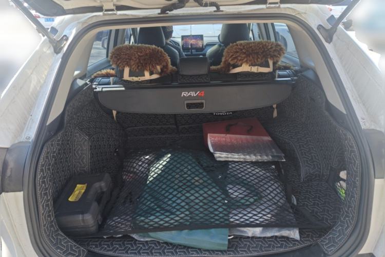 Used Toyota RAV4 2021 2.0L CVT Two-Wheel Drive Fashion Edition
