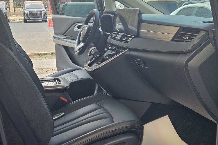 Used Hongqi HQ9 PHEV 2024 2.0T Four-Wheel Drive Business Edition