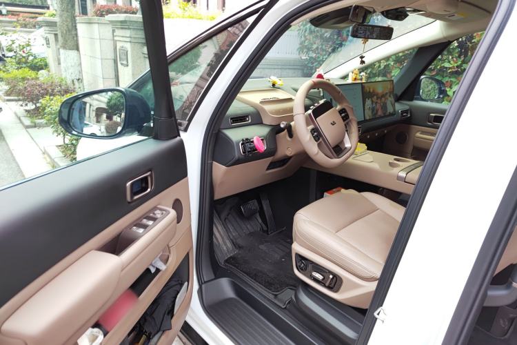 Used Li Auto MEGA 2025 Home Family Special Edition Driver Seat