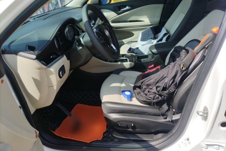 Used Buick Verano 2019 Sedan 15S Automatic Leading Model Left Front Seat