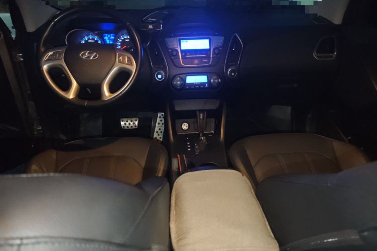 Used Hyundai ix35 2015 2.0L Automatic 2WD Smart Version China V Standard
