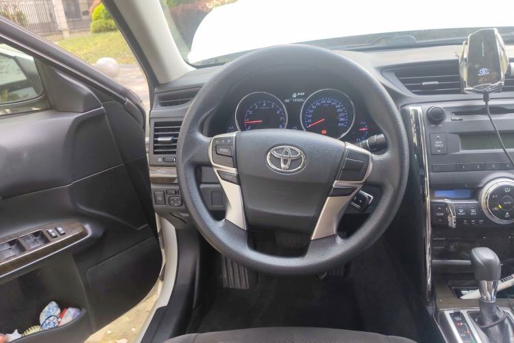 Used Toyota Reiz 2013 2.5S Elite Edition Steering Wheel