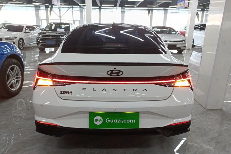 Used Hyundai Elantra 2022 1.5L CVT 20th Anniversary Edition
