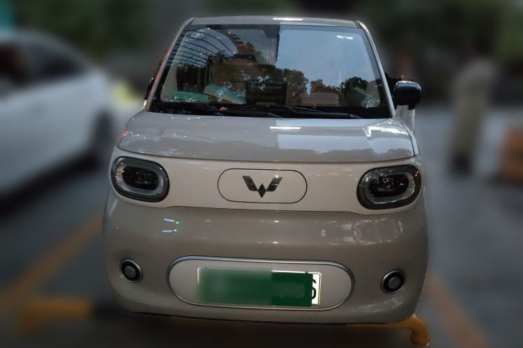 Used Wuling Hongguang MINIEV 2024 3rd Generation 215km Youth Edition Front