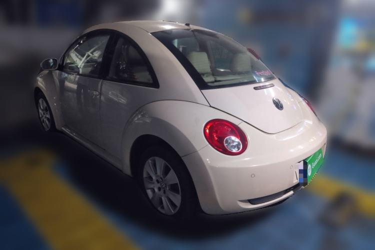 Used Volkswagen Beetle 
