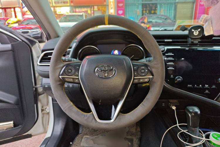 Used Toyota Camry 2018 2.5G Luxury Edition Steering Wheel