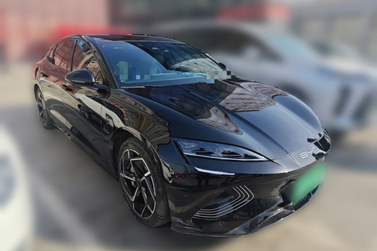 Used BYD Seal 2022 700 km Long-Range Rear-Wheel-Drive Version Front Right 45 Deg