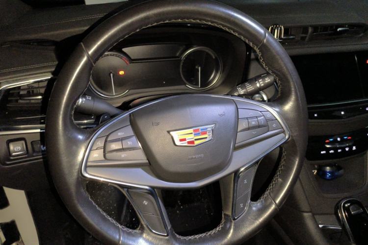 Used Cadillac XT5 2020 28T Luxury Version
