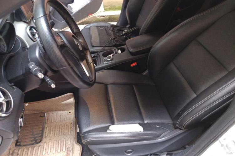 Used Mercedes-Benz GLA 2016 GLA 200 Sport Edition Left Front Seat