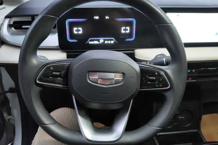 Used Geometry E Firefly 2023 401KM Linglong Tiger 5-Seater
