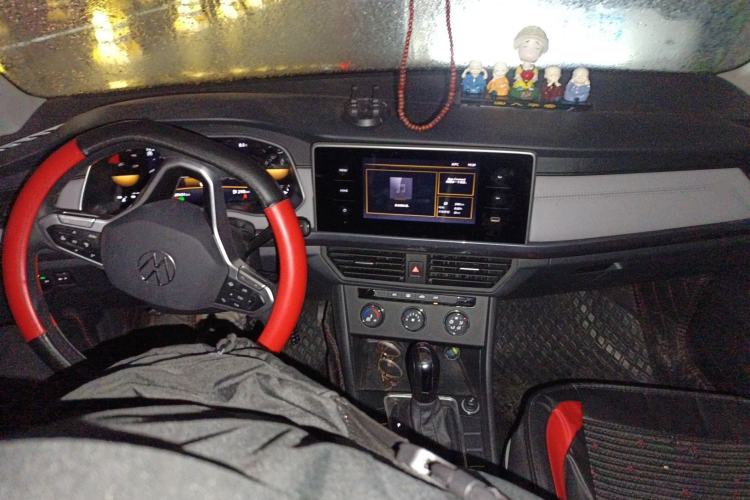 Used Volkswagen Bora 2023 1.5L Automatic Changer Limited Edition Center Console