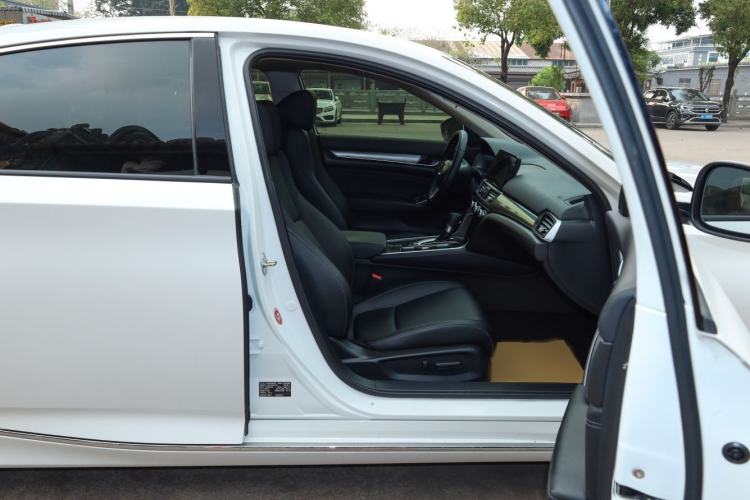 Used Honda Accord 2022 260TURBO Luxury Edition Interior 11