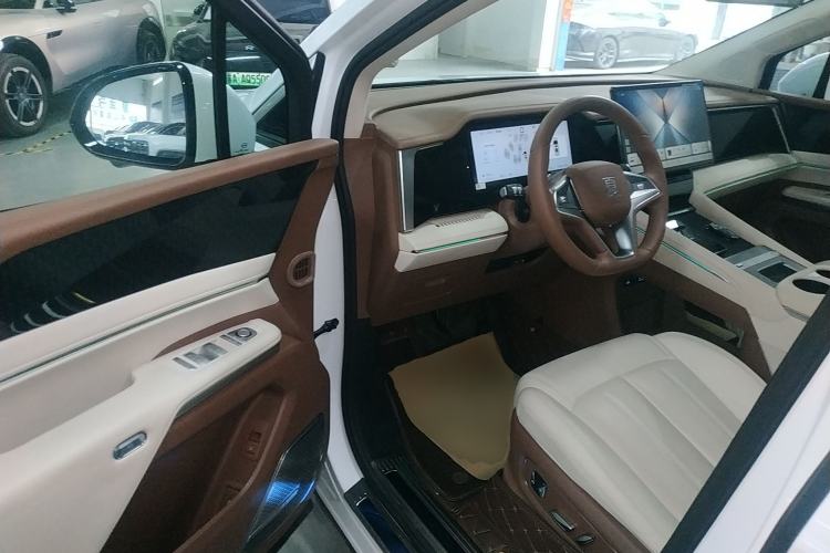 Used BYD Xia 2025 DM-i 1.5T 180km Excellence Model