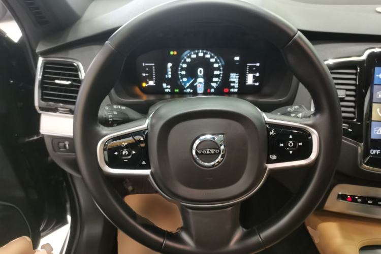 Used Volvo XC90 2017 T5 Zhiyi Edition 7-Seater
