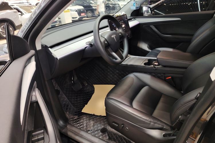 Used Tesla Model Y 2024 Rear-Wheel-Drive Version Driver Seat