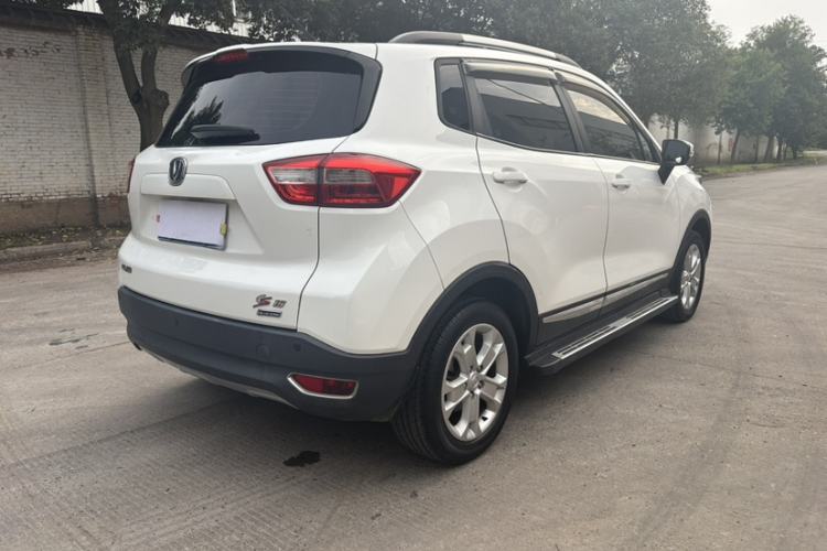 Used CHANGAN CS15 2016 1.5L Manual Fashion Edition Exterior 4