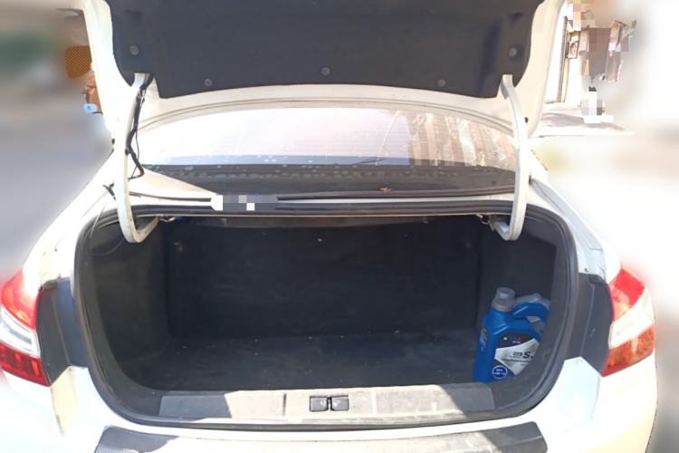 Used Peugeot 408 2018 Revised Version 1.8L Manual Leading Edition Trunk