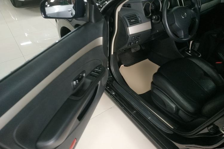 Used Nissan Sylphy 2019 Classic 1.6XE+ CVT SmartConnect Leading Edition Driver Seat