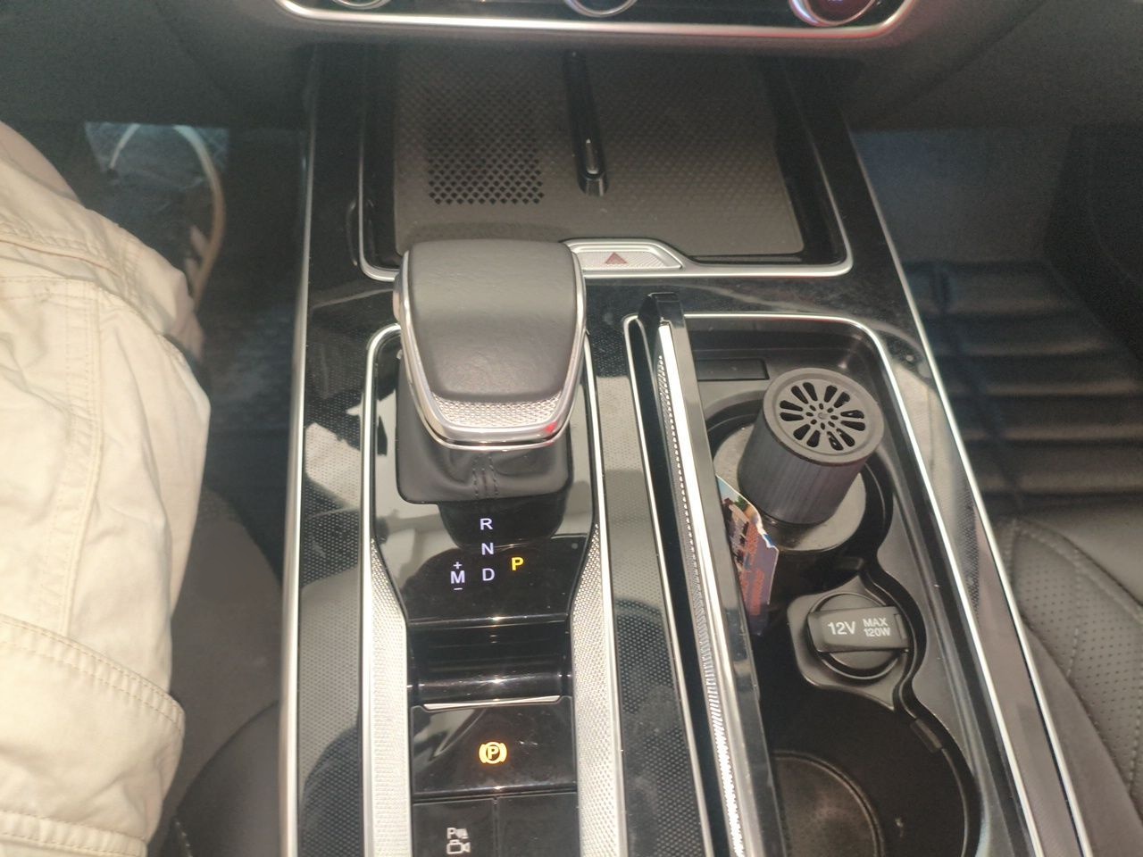 Hongqi HS5 2023 2.0T Four-Wheel Drive Flagship Pro Edition - Chinese Trim Xiang — снимка 13