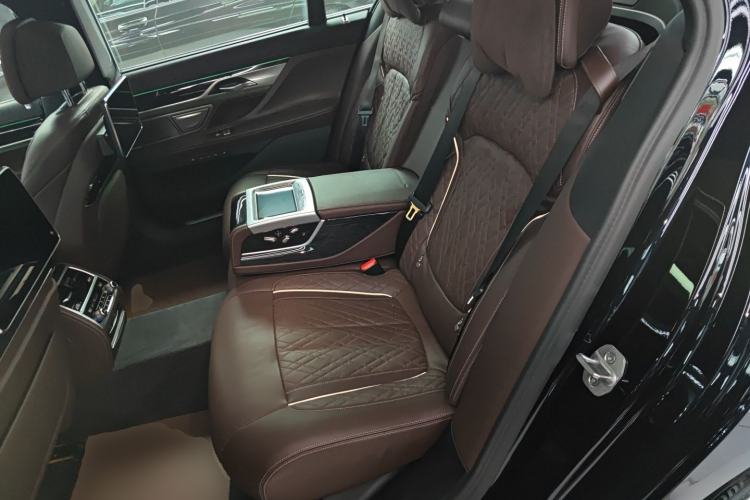 Used BMW 7 Series 2021 740Li Luxury Edition M Sport Package
