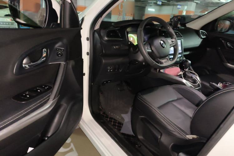 Used Renault Kadjar 2017 2.0L Two-Wheel Drive Fashion Edition
