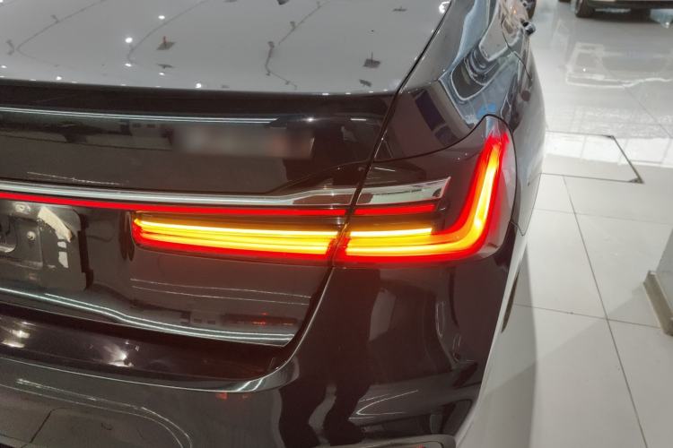 Used BMW 7 Series 2019 Restyled 740Li Leading Edition M Sport Package
