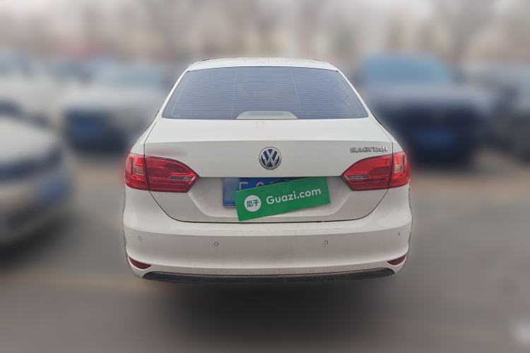 Used Volkswagen Sagitar 2015 1.6L Automatic Comfort Model
