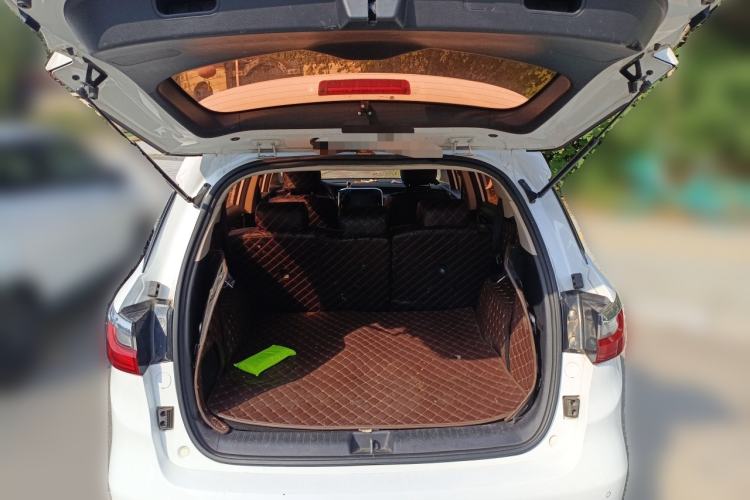 Used BYD Song MAX 2017 1.5T Manual Smart Connect Luxury 7-Seater
