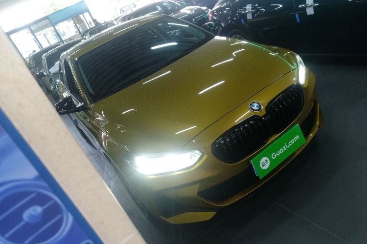 Used BMW 1 Series 2021 125i M Sport Night Edition Front Right 45 Deg