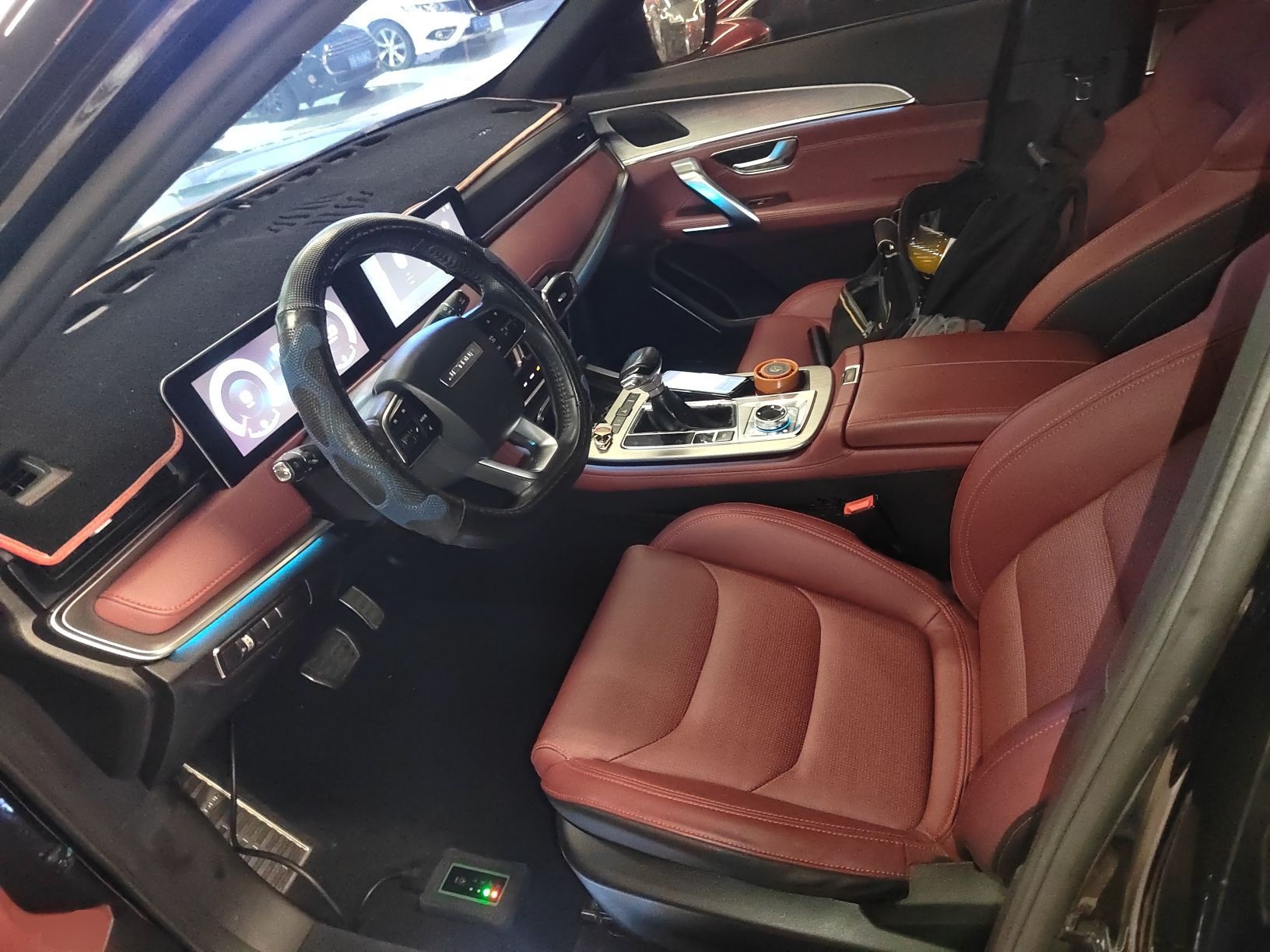 المقاعد الأمامية داخل السيارة