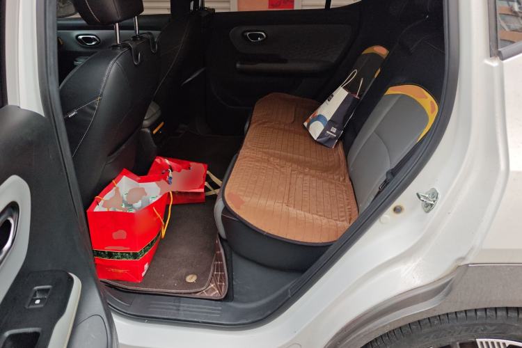 Used AION Y 2022 70 Tech Edition Lithium Iron Phosphate
