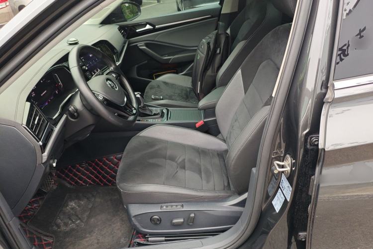 Used Volkswagen Sagitar 2020 280TSI DSG Luxury Version China VI Standard Left Front Seat