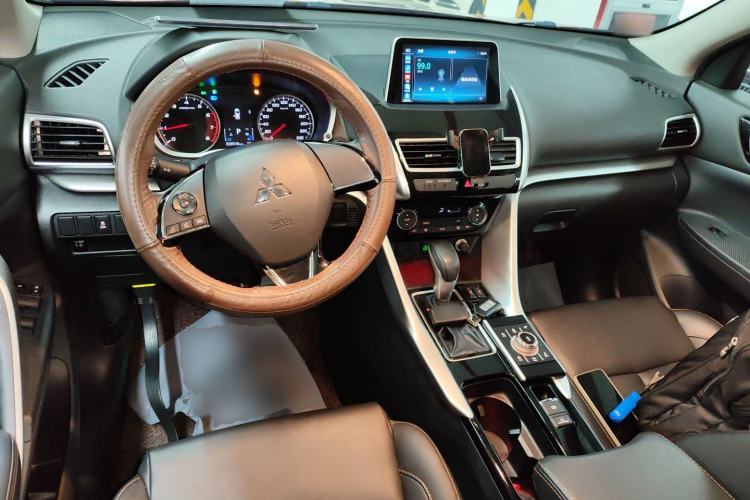 Used Mitsubishi Eclipse Cross 2018 1.5T CVT Two-Wheel Drive Dream Edition
