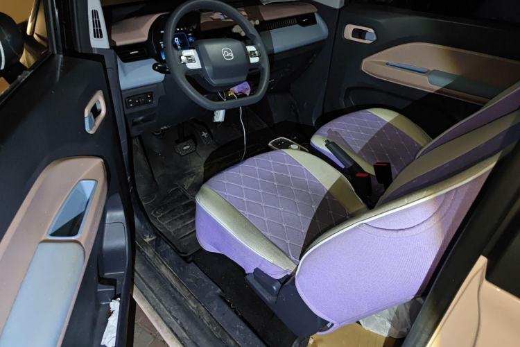 Used Chery New Energy QQ Ice Cream 2024 170km Sundae Interior 8