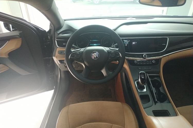 Used Buick LaCrosse 2016 20T Elite Edition Steering Wheel