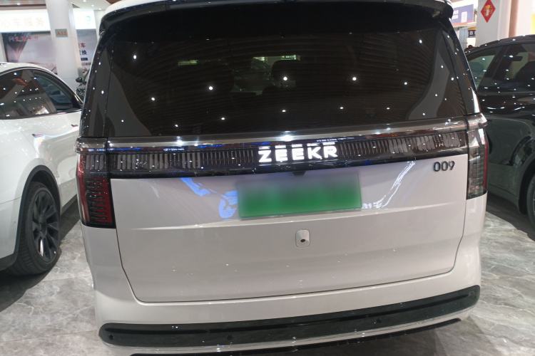 Used Zeekr 009 2024 7-Seater Aisle Version 108 kWh Rear