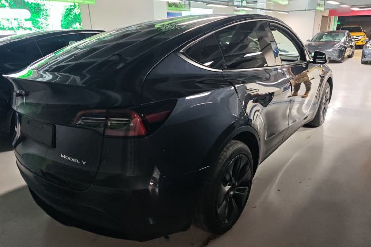 Used Tesla Model Y 2024 Rear-Wheel-Drive Version