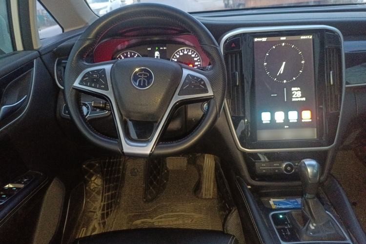 Used BYD Song MAX 2018 1.5T Automatic Smart Connect Elite Model with 6 Seats